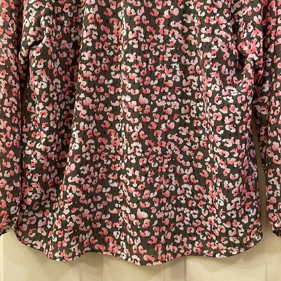 J Crew Blouse Olive Green with Floral Print of Pink White Black V Neck WM SZ XS - Picture 11 of 13